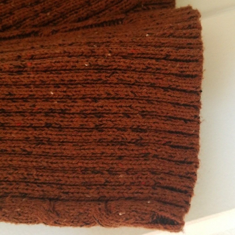 Sweater - Picture 4 of 6